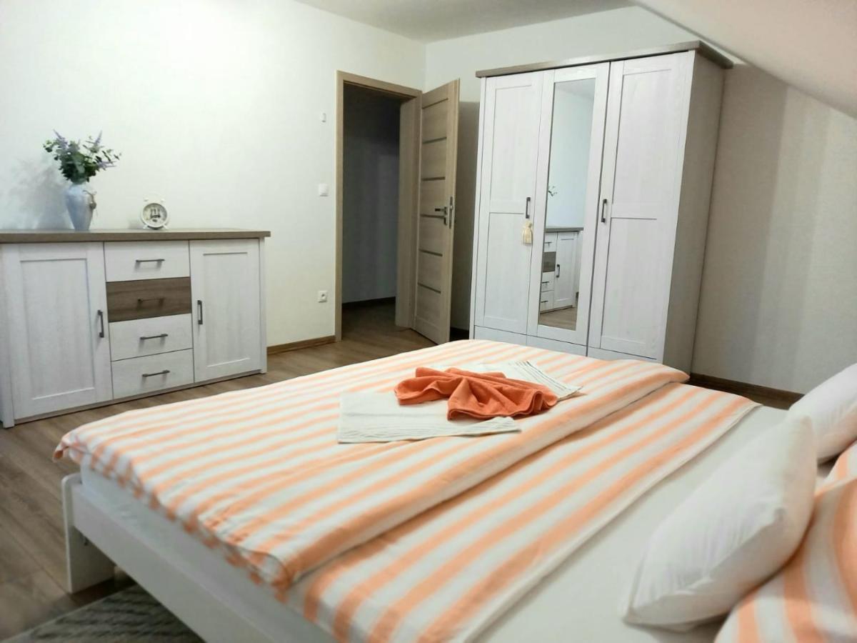 Apartman Pod Sivym Vrchom ツベレツ エクステリア 写真